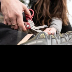 Leatherman Raptor Response -Cheap Knife Store WIT LT242det 22292.1636636362.1280.1280 89185.1636636378