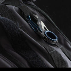 CRKT Compano Sheepsfoot - Carabiner Knife -Cheap Knife Store carabiner4 96501.1676039797